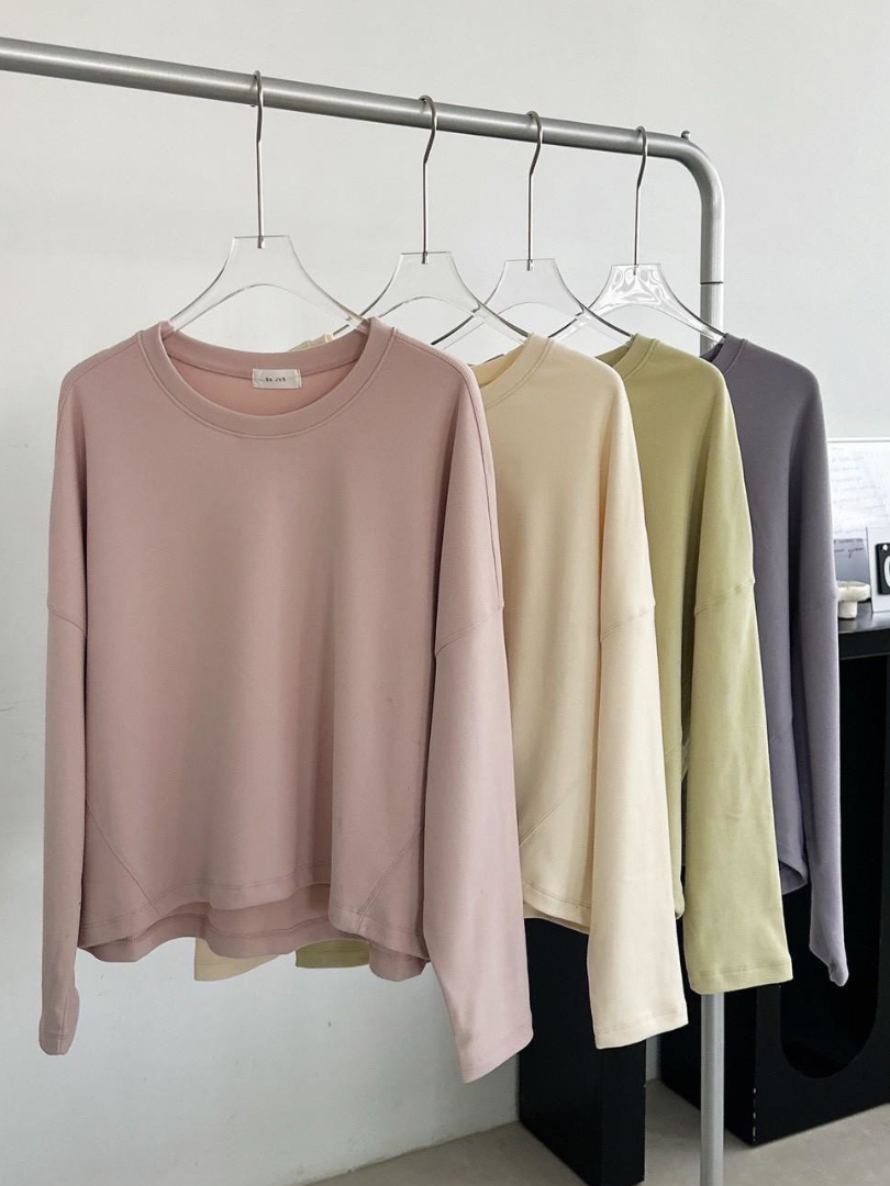 低飽和美學色系｜輕德絨剪裁感日常上衣