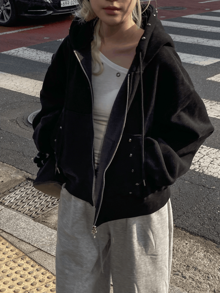 厚實鉚釘捆邊拉鍊外套〈🇰🇷DAY 3〉