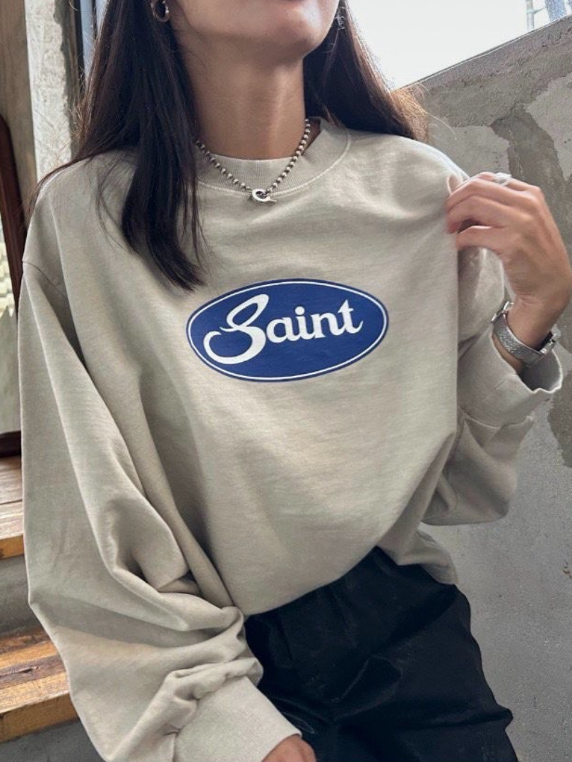 姊妹們都會偷穿的帥氣大學T