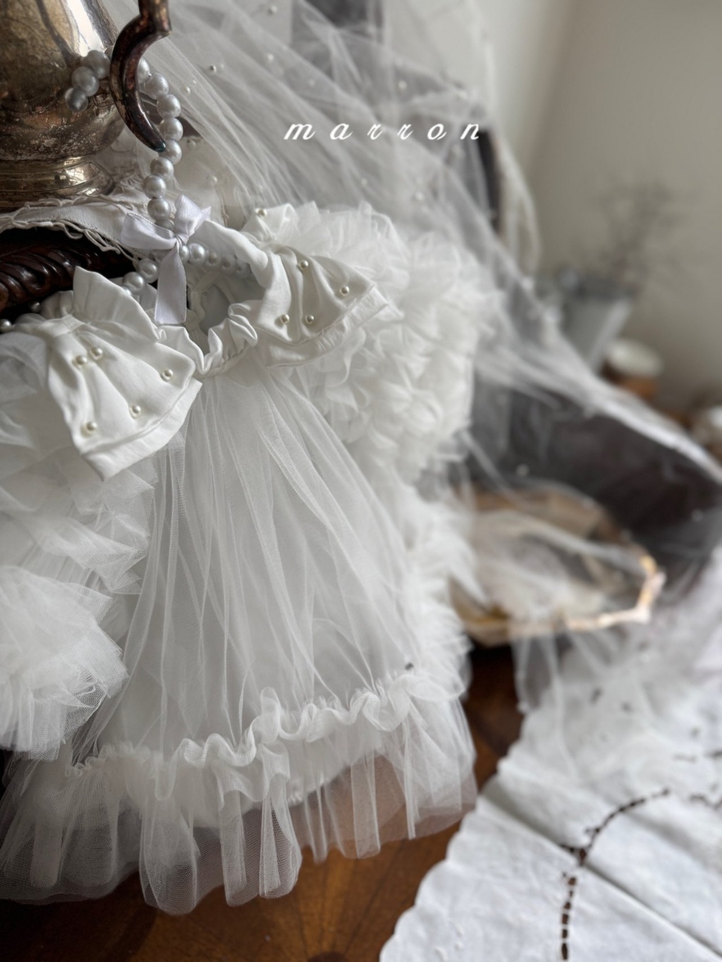 正韓春Marron 嫩嬰周歲羽毛包屁裙