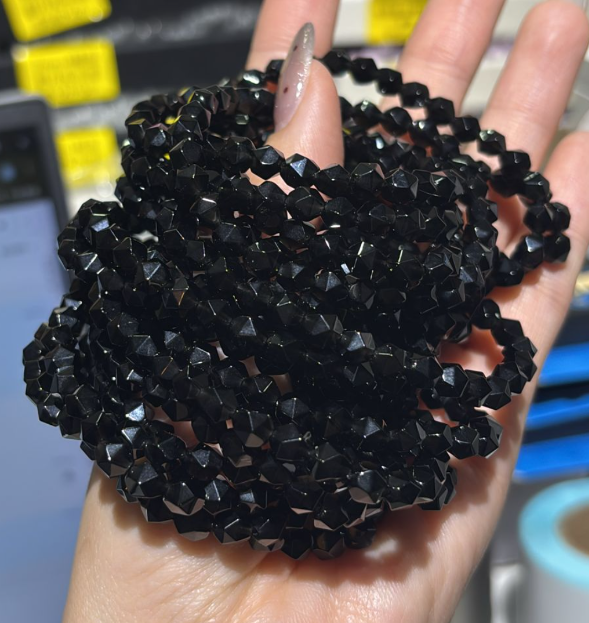 260117 - C15 6mm+黑曜石鑽切手串