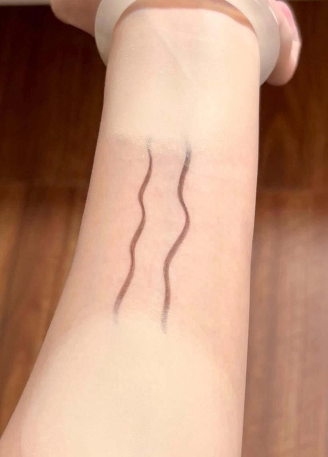 Charlotte Tilbury 無瑕超磨瓶粉底液 30ml