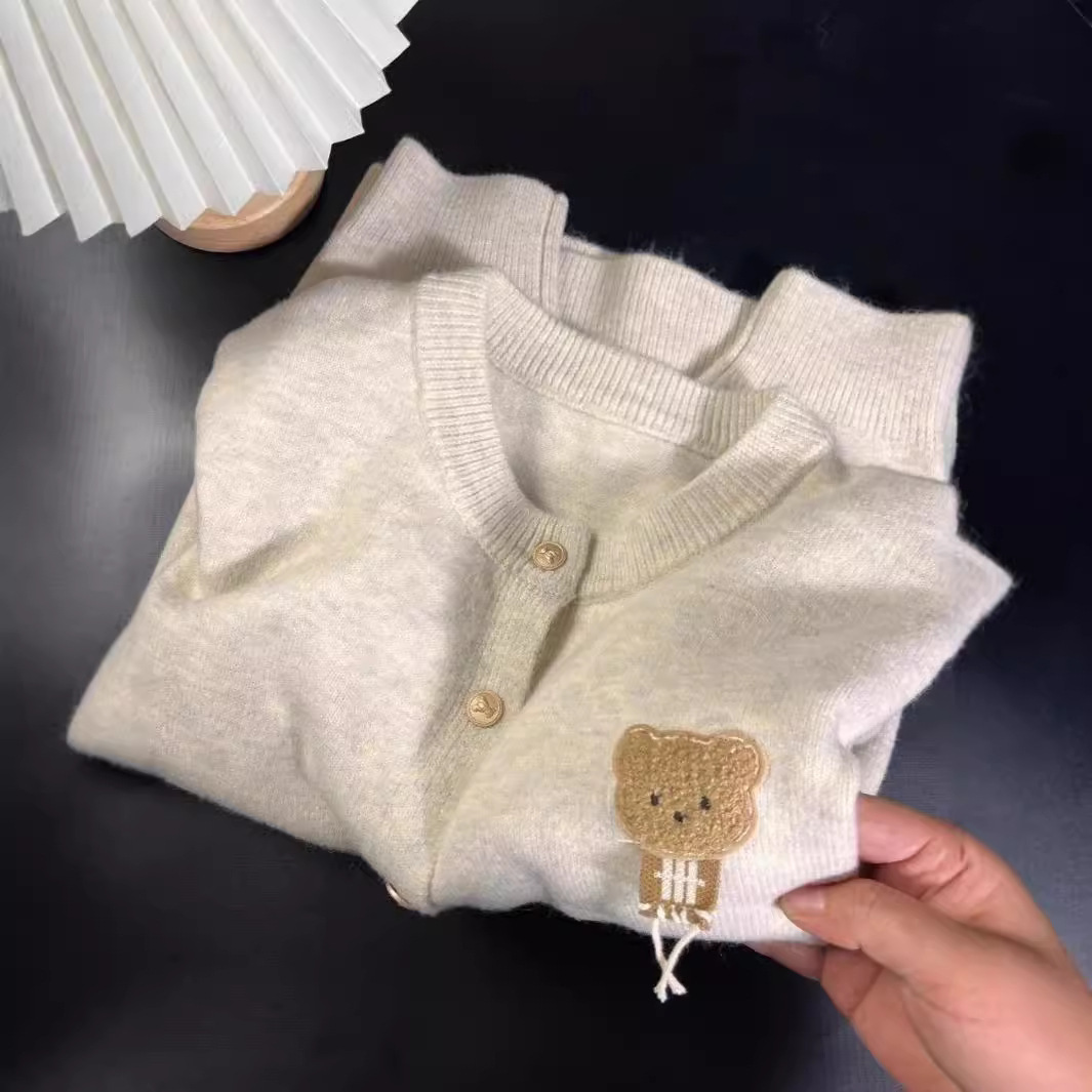 Cute Bear Loose-Fit Round-Neck Knit Cardigan