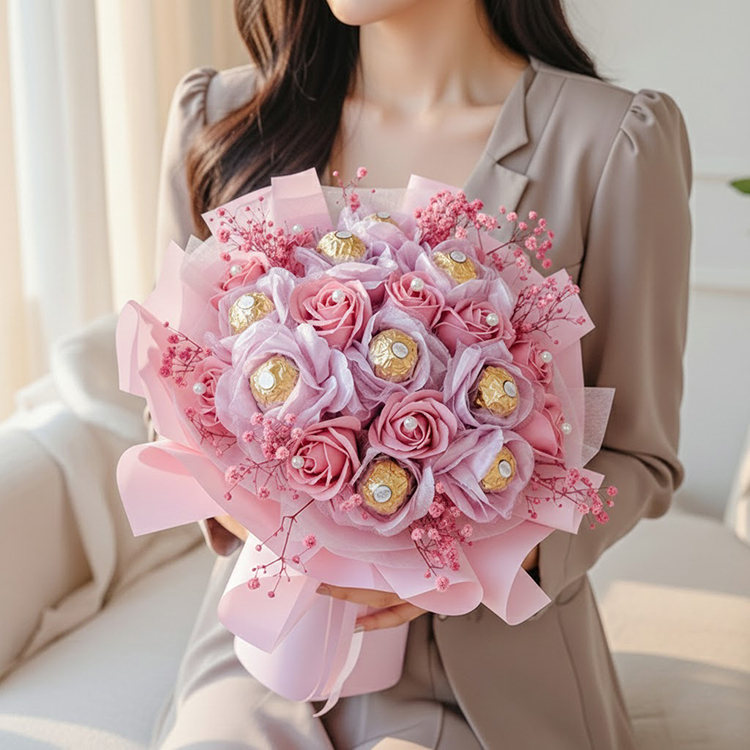 粉色金莎玫瑰香皂滿天星花束