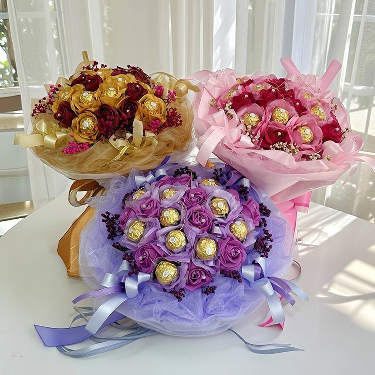 粉色紫色金色金莎巧克力香皂花花束,情人節推薦花束
