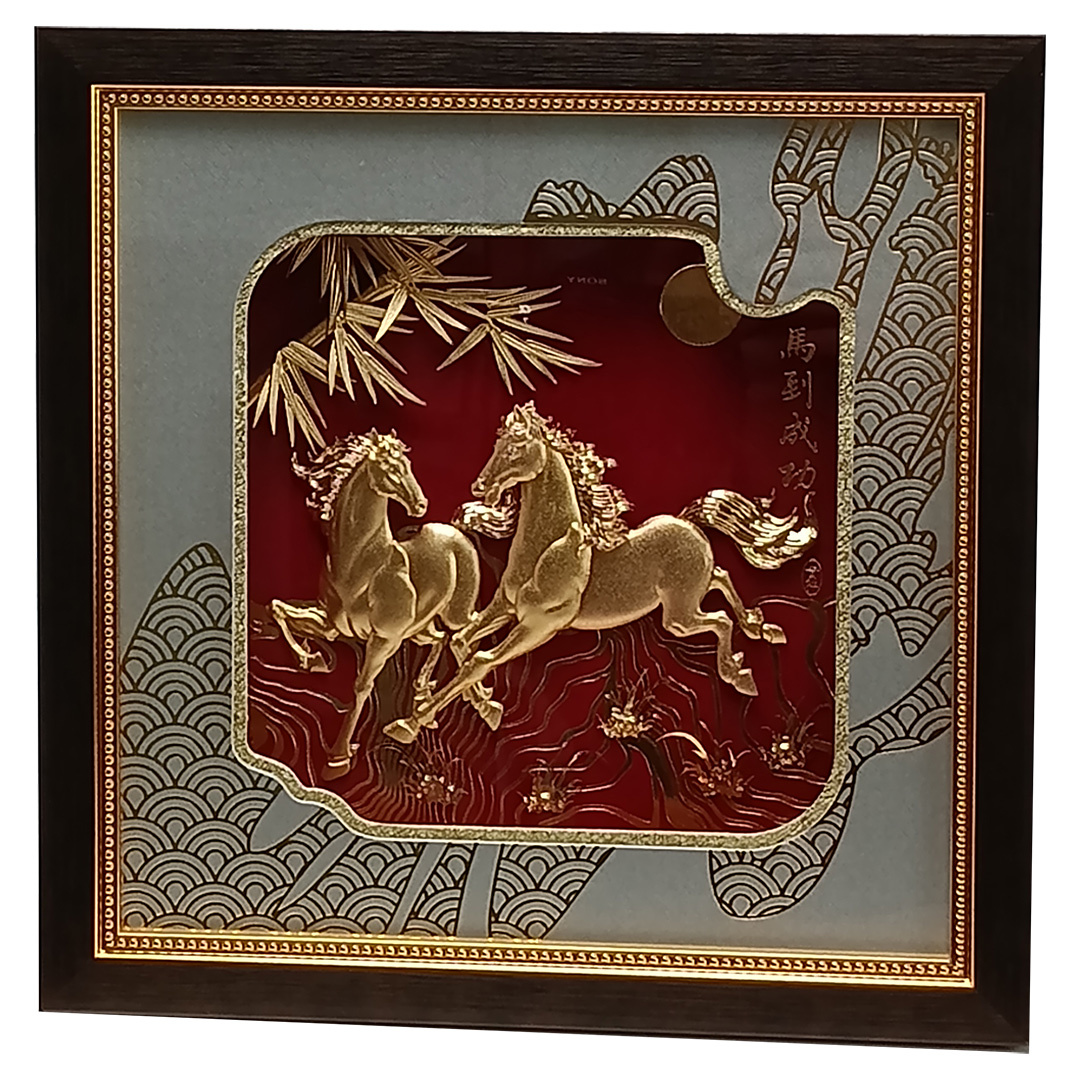 竹蘭映輝・雙馬奔騰金箔畫｜開業升遷企業商務高雅禮品推薦