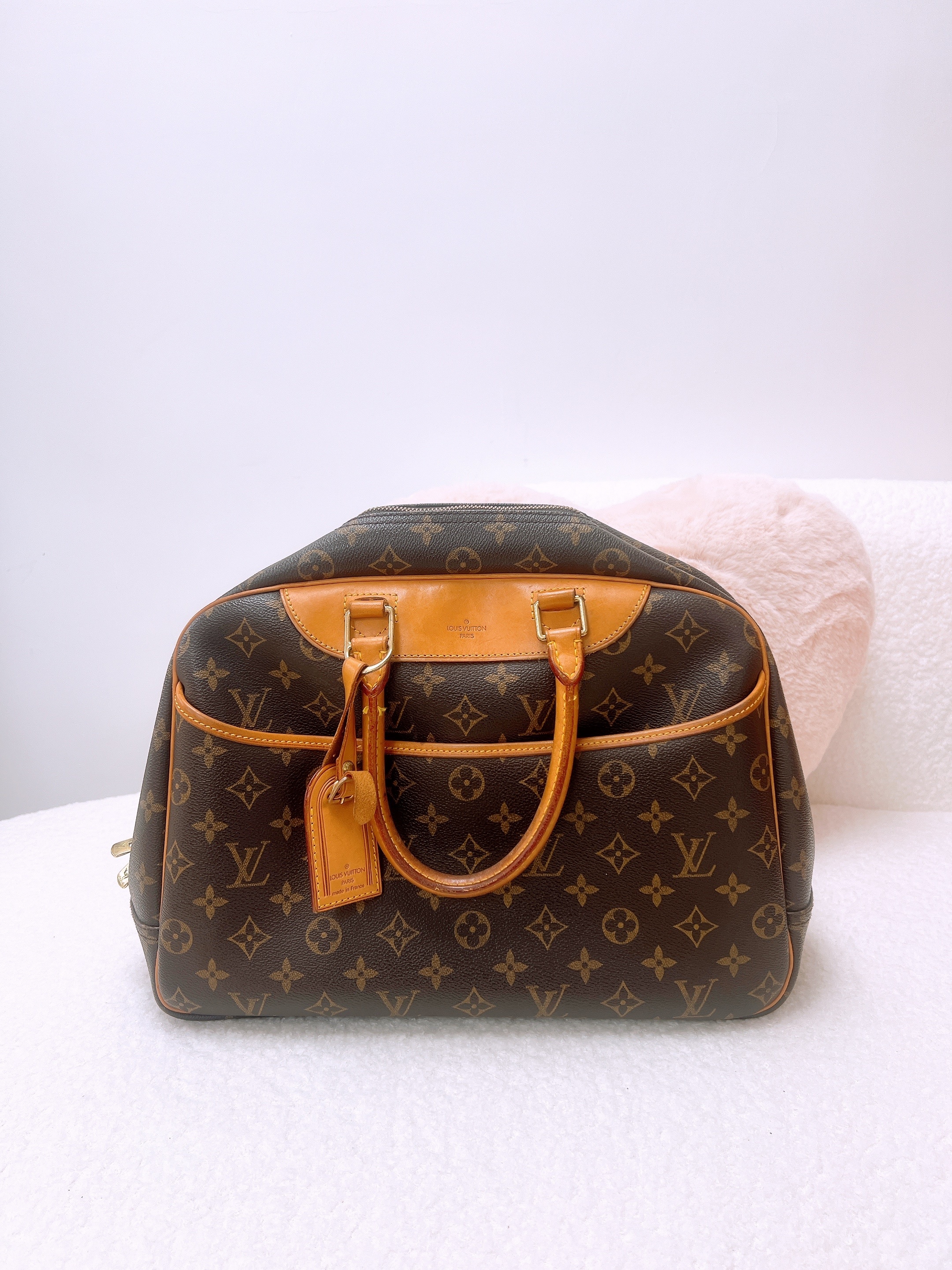 Lv deauville tote (brown monogram)