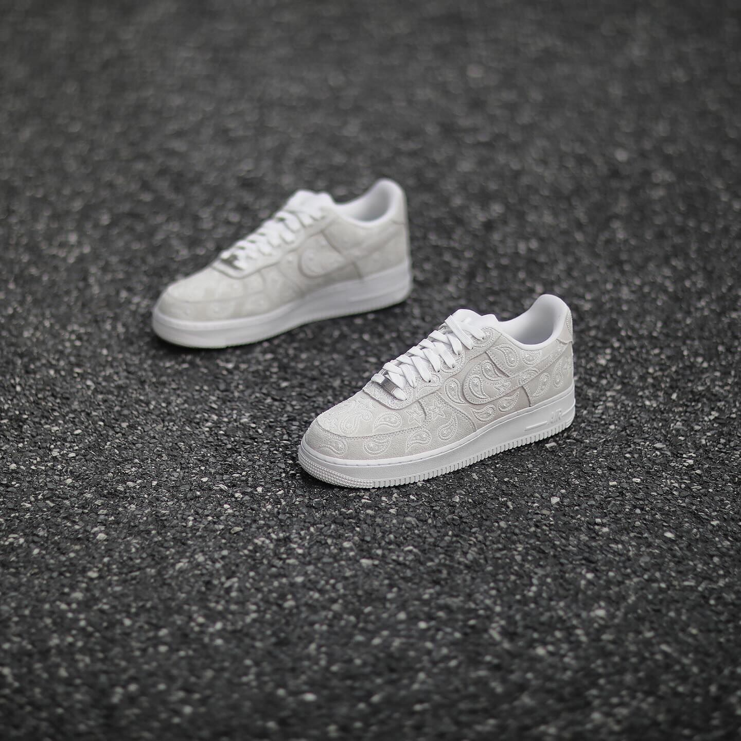 Nike Air Force 1 Low「Paisley」男款 米白腰果花 IU2363-100