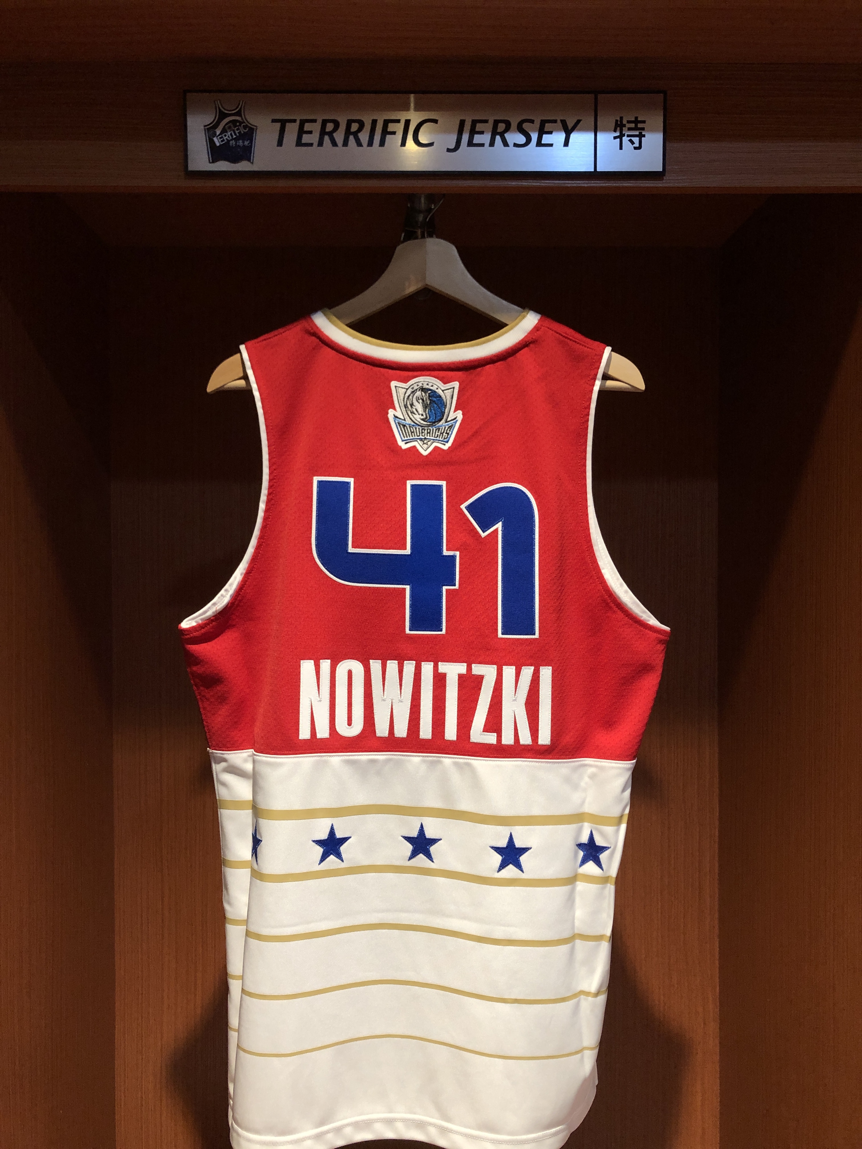 NBA球衣 Dirk Nowitzki 達拉斯小牛 2006 明星賽 西區 白紅 M&N Authentic 球員版 電繡 全新