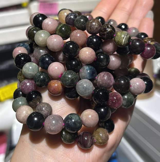 260117 - C59 10mm+老礦彩碧璽手串