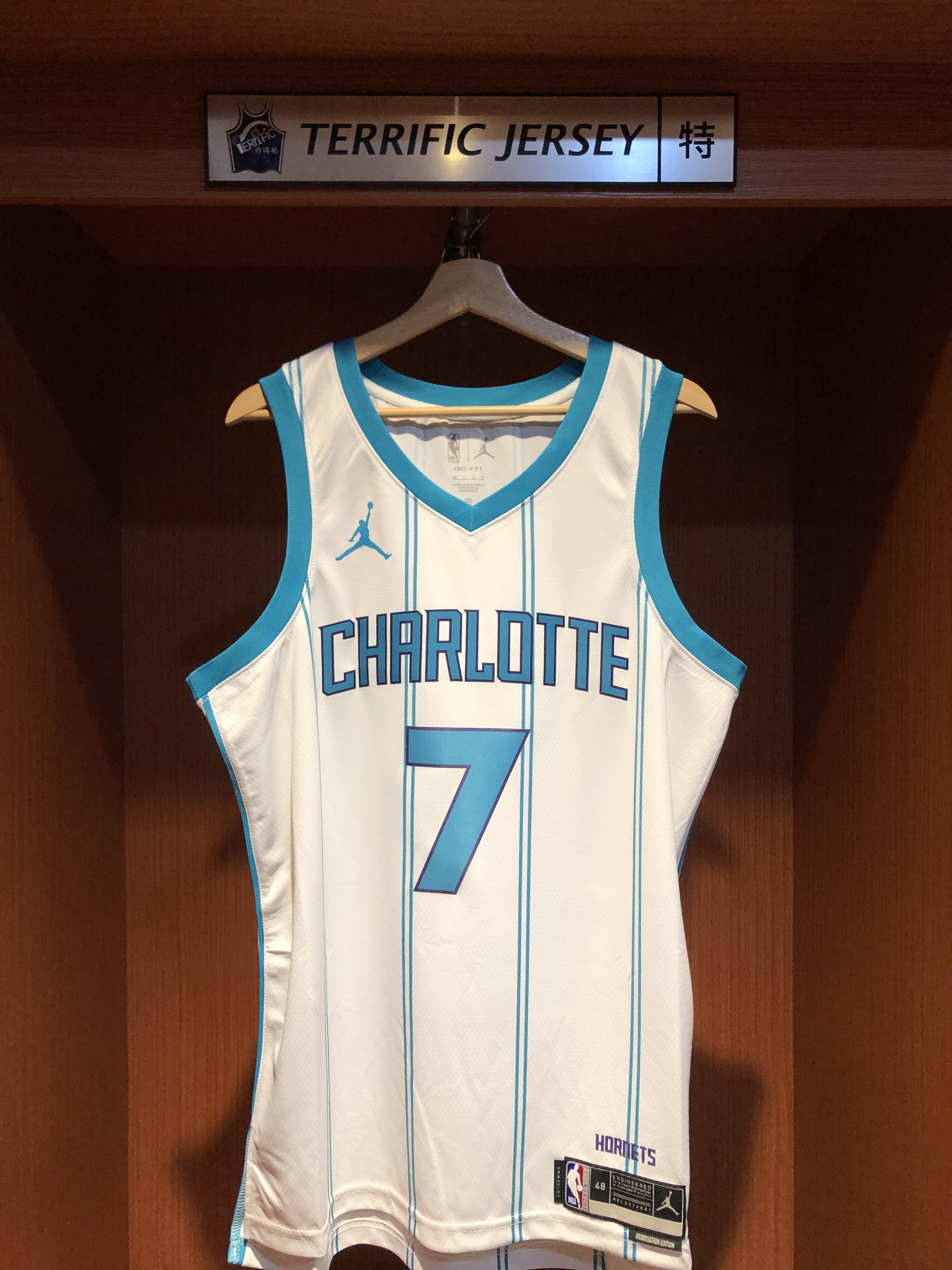 NBA球衣 Kon Knueppel 夏洛特黃蜂白 Association Jordan Swingman 球迷版 熱轉印 全新