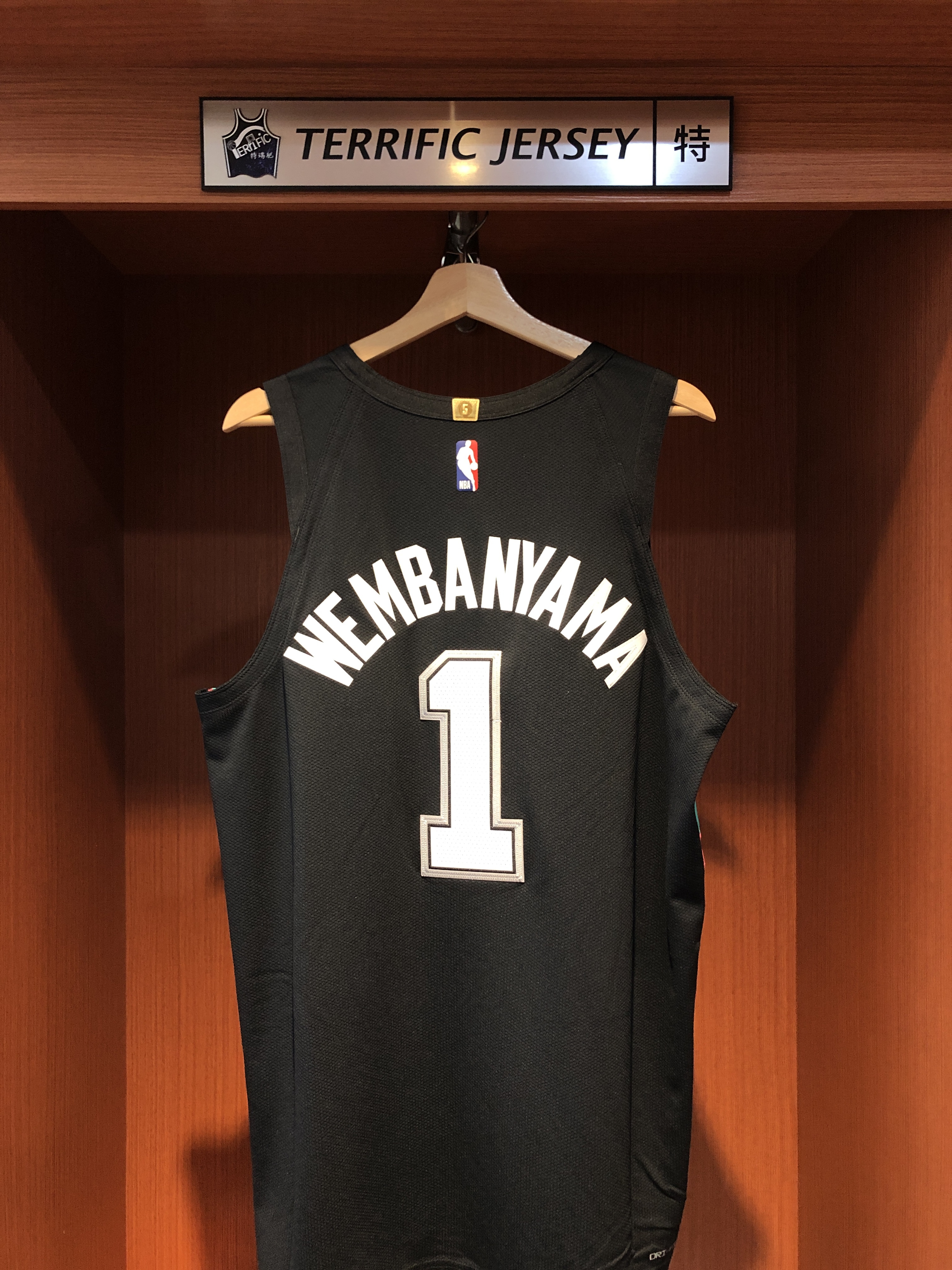 NBA球衣 Victor Wembanyama 聖安東尼奧馬刺城市 25-26 City Nike Authentic 球員版 電繡 含贊助商標 全新