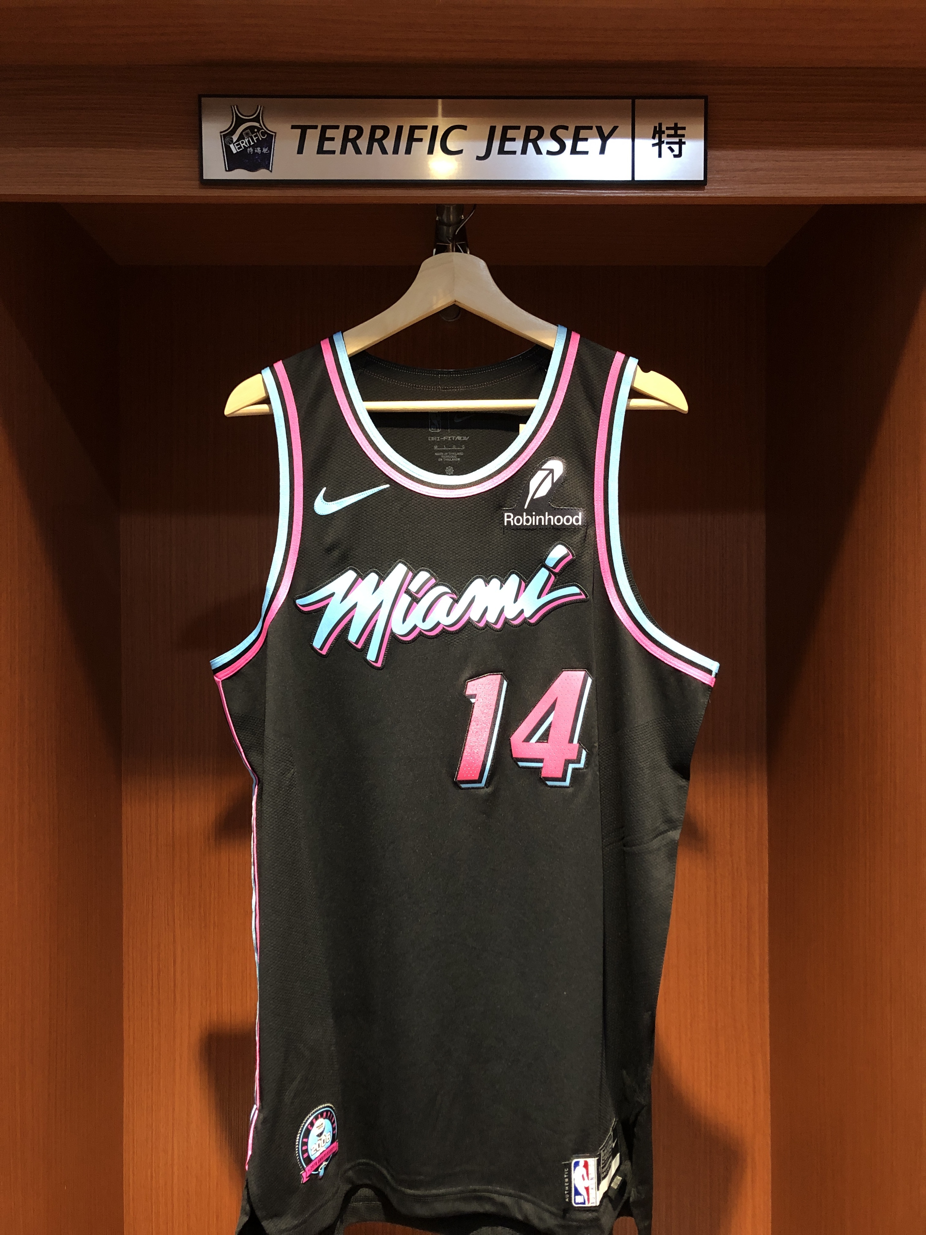 NBA球衣 Tyler Herro 邁阿密熱火城市 25-26 City Nike Authentic 球員版 電繡 含贊助商標 全新