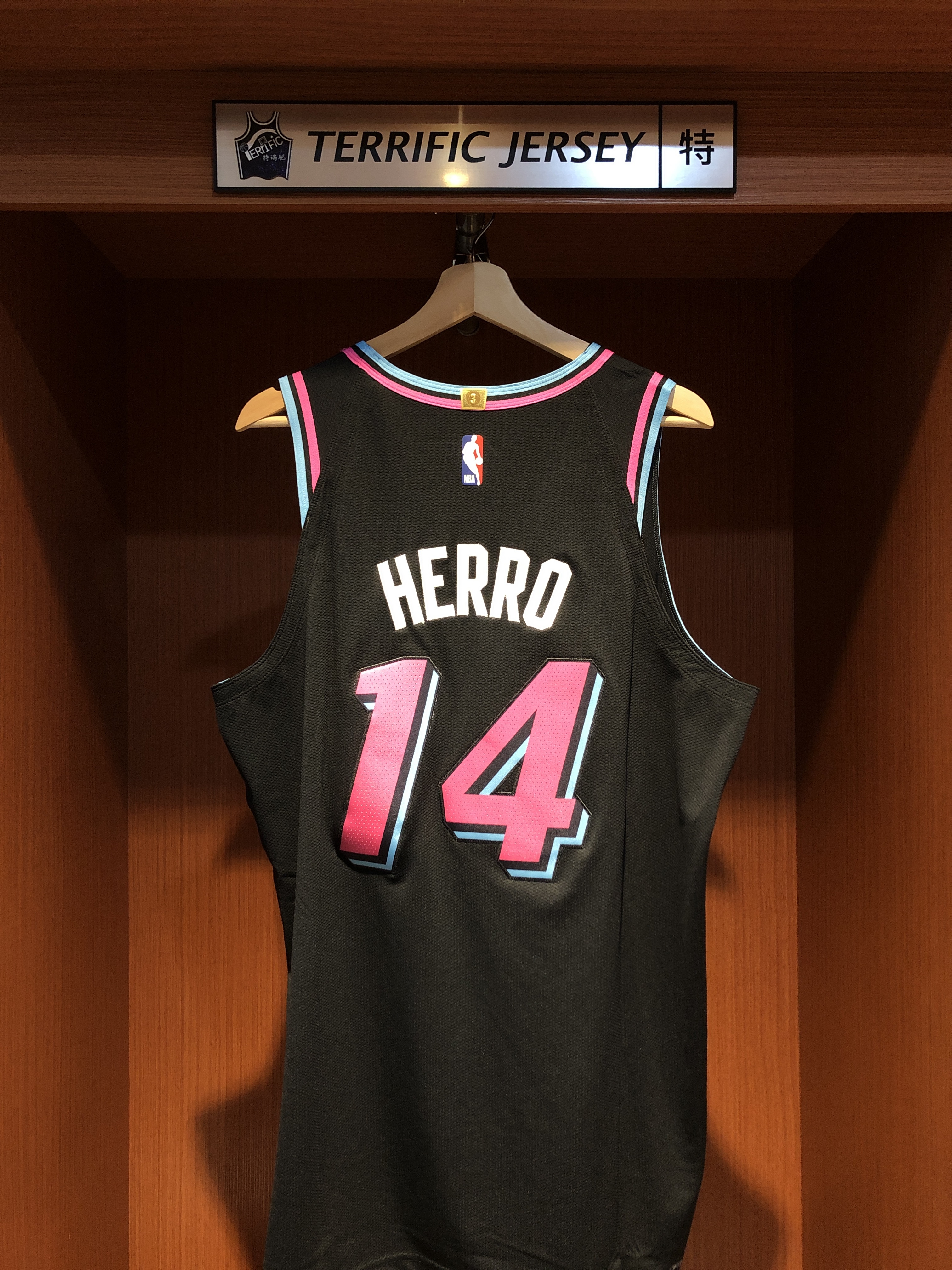 NBA球衣 Tyler Herro 邁阿密熱火城市 25-26 City Nike Authentic 球員版 電繡 含贊助商標 全新