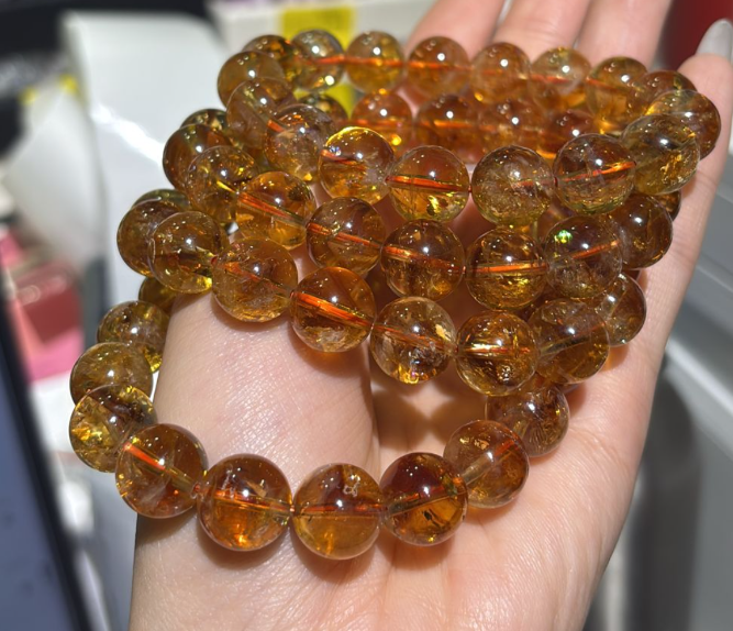 260117 - C76 12mm+天花板級黃塔晶手串