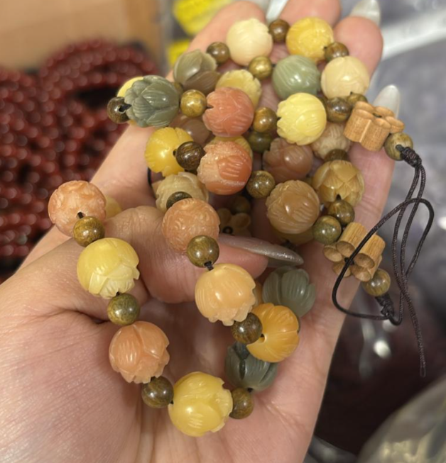 260117 - C1 蓮花珠菩提手機鏈