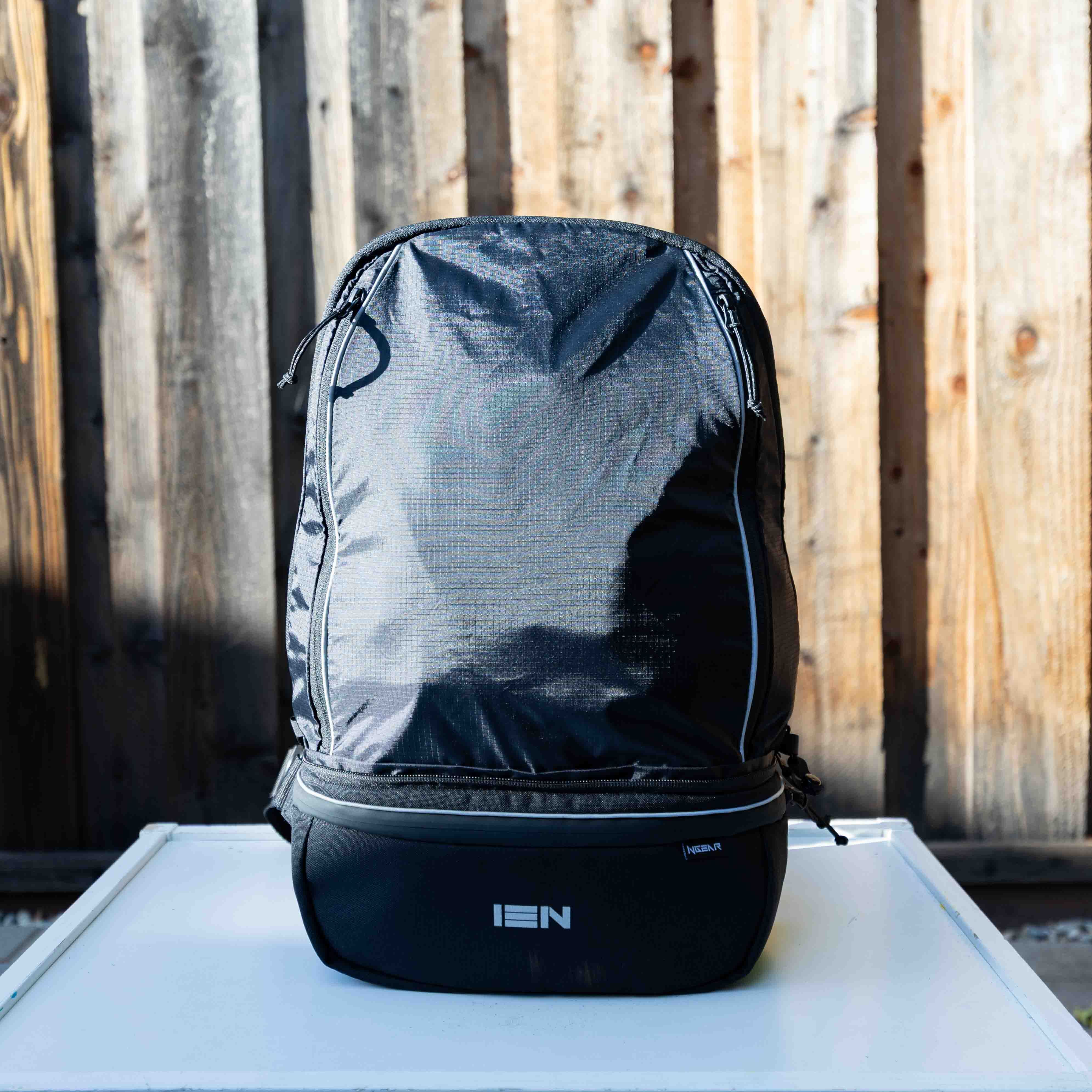 二合一安全帽腰背包