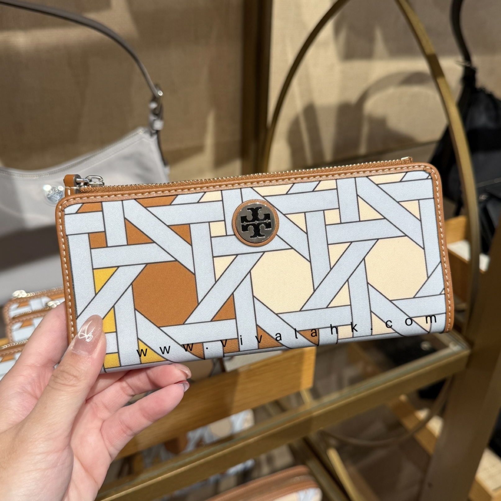 Tory Burch - 尼龍對摺薄款長銀包 (幾何) (175894)