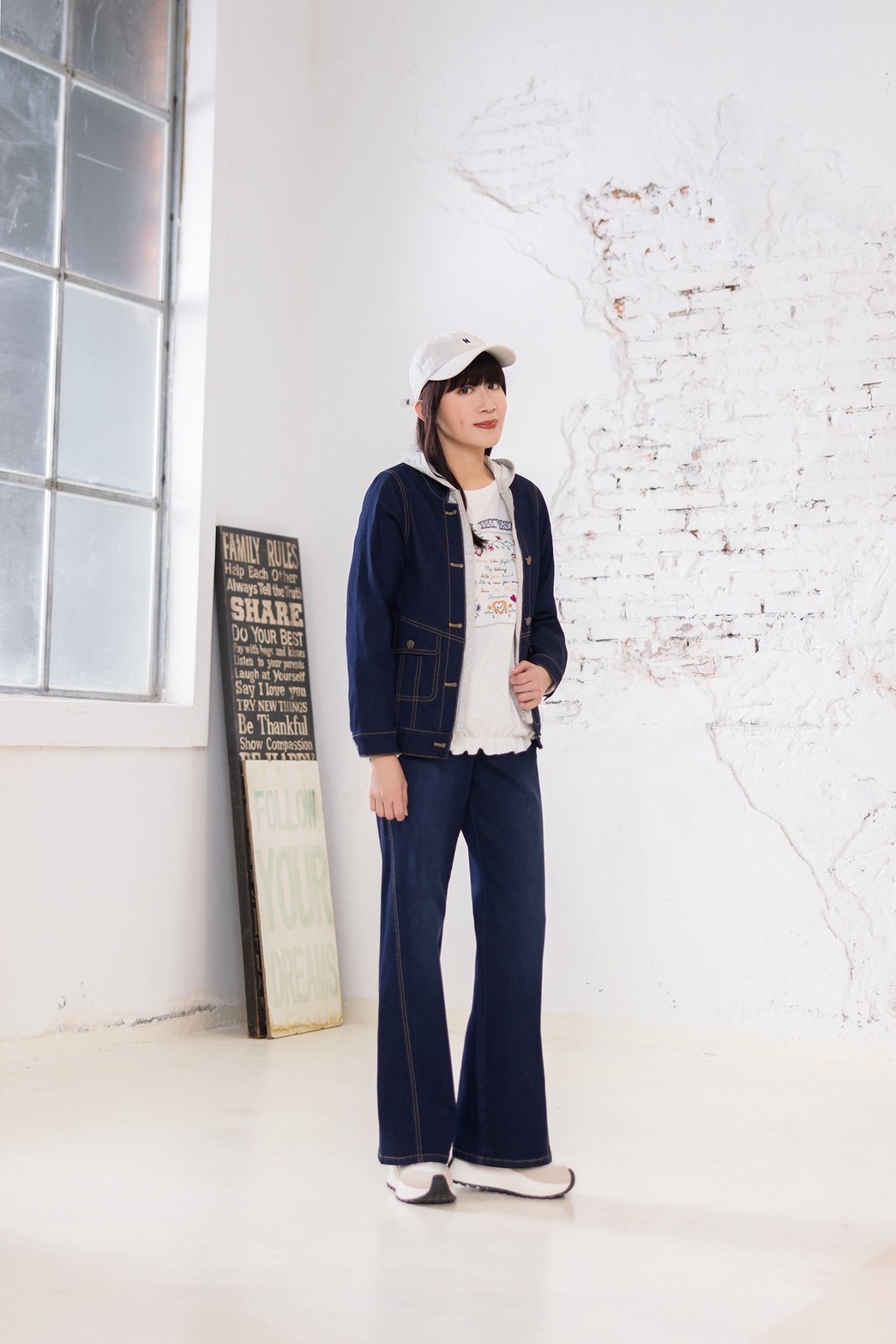 學院風潮流牛仔拼接連帽休閒T造型修身牛仔外套X6581