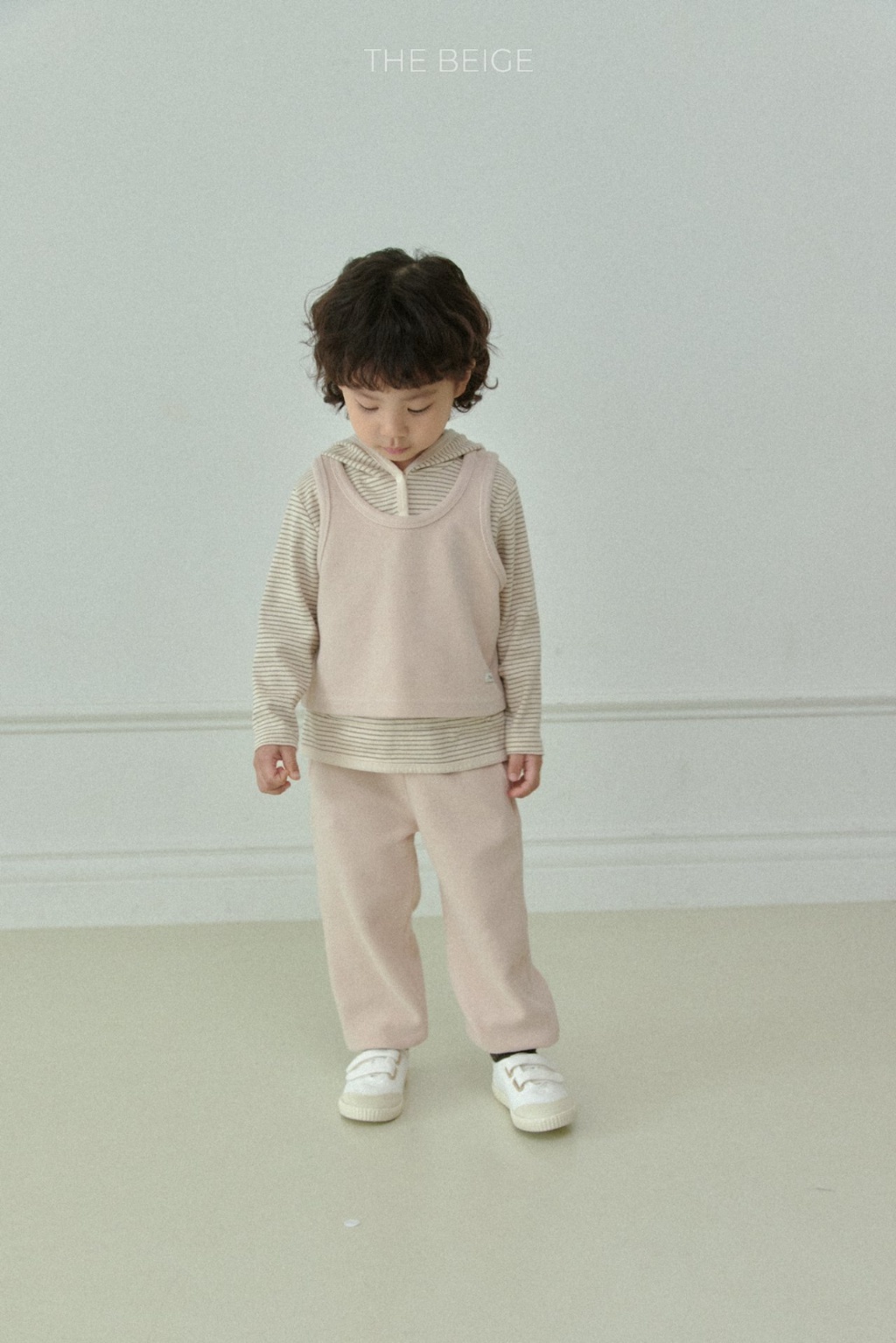 正韓春Thebeige 兩色無印感帥氣褲