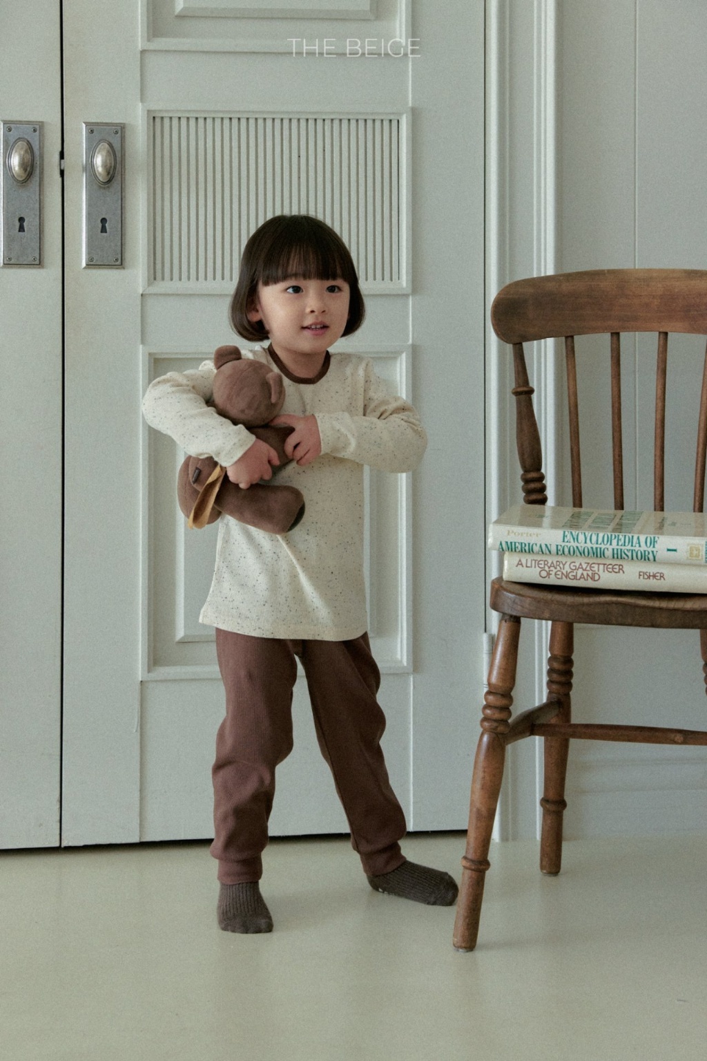 正韓春Thebeige 兩色雪花感上衣