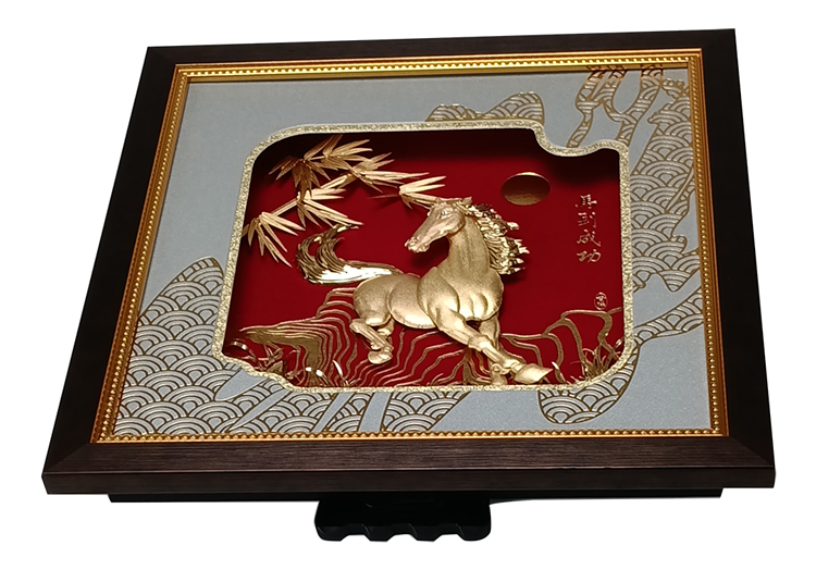 鹿港窯禮品館│馬到成功・竹蘭生輝