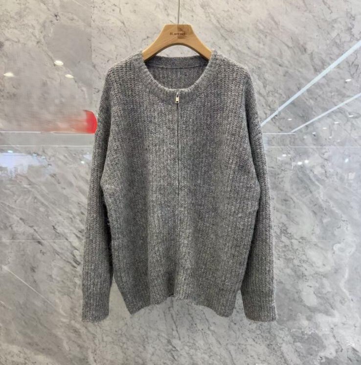 JY11 胸  64 長 32  $599[一口價]  羊毛8%