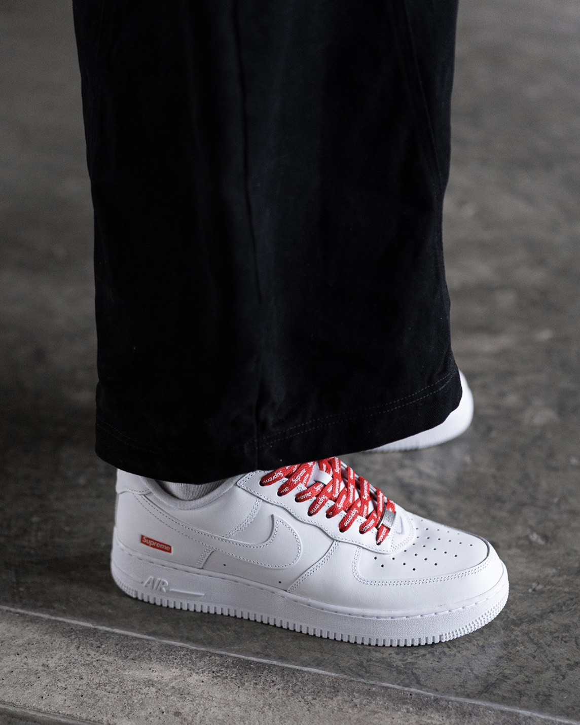 Supreme X Nike Air Force 1 07 聯名款 白色