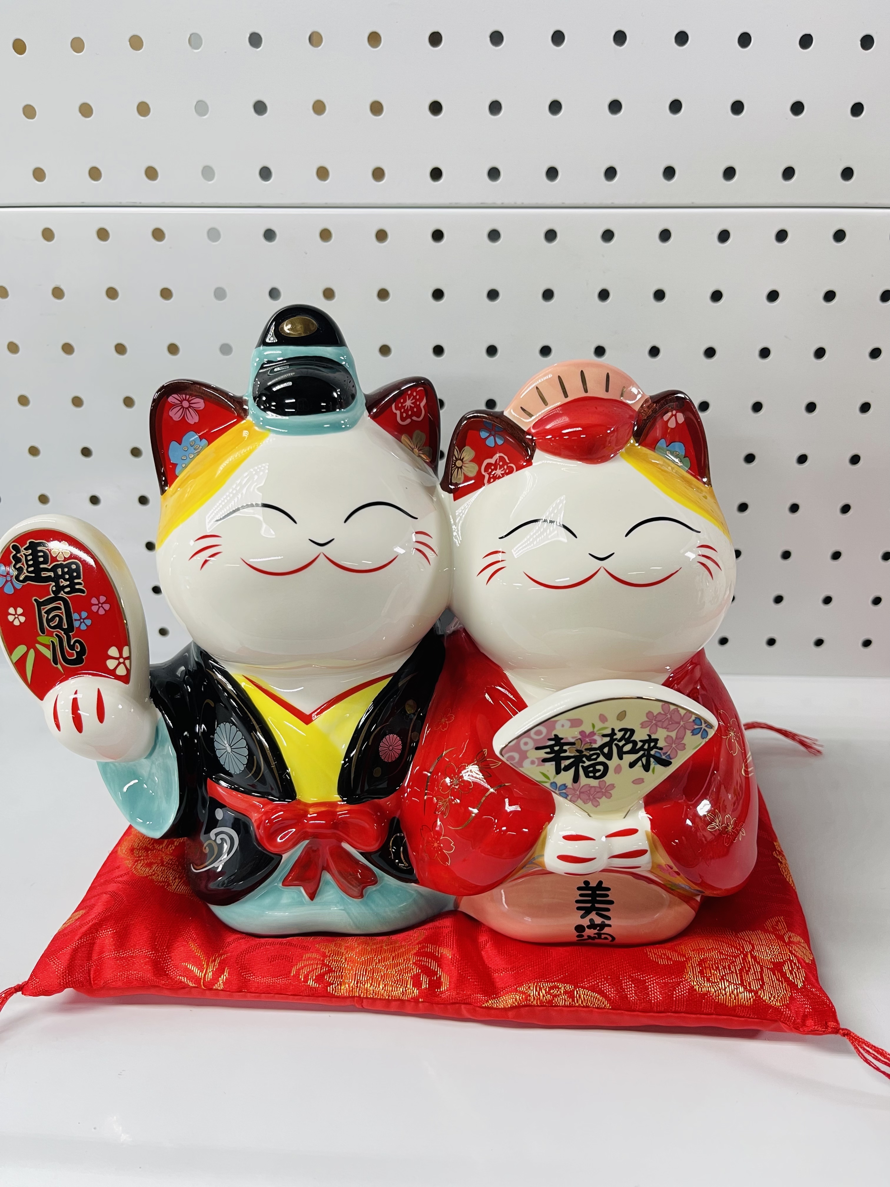 MV08 和服連理同心貓-錢甖 (35903) **只限自取**