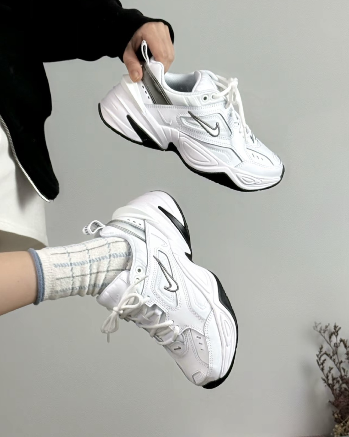<限時一雙免運24小時> Nike M2K Tekno 復古白銀