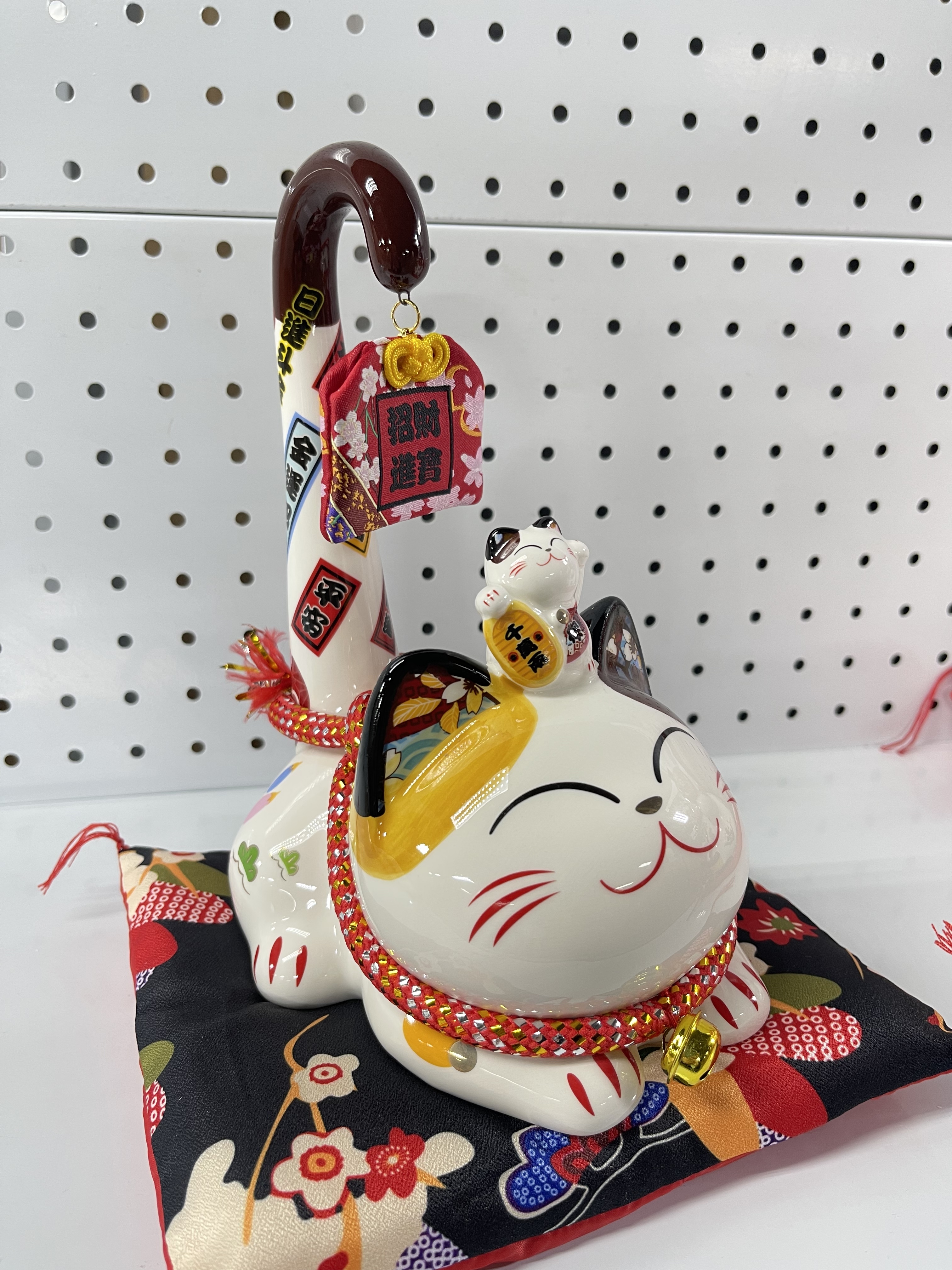 MV16 平安吉祥長尾貓-錢甖 (86839) **只限自取**