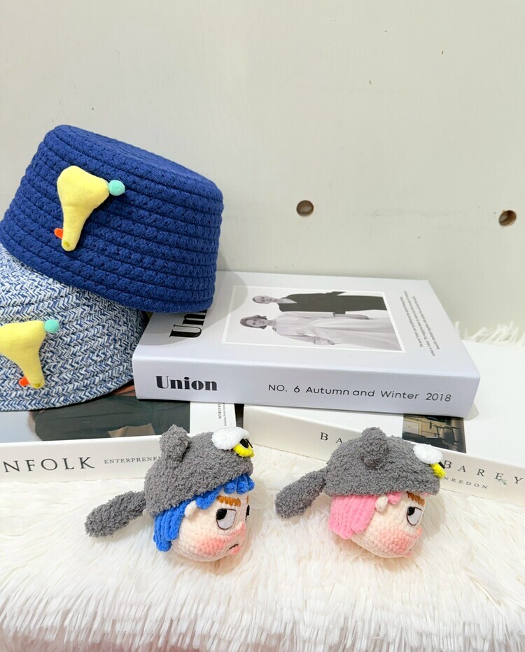 灰色貓咪扁嘴大頭醜娃吊飾