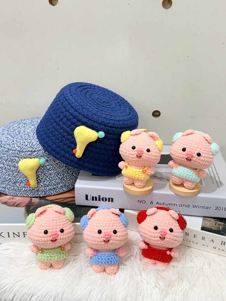 戴耳機粉嫩豬豬吊飾