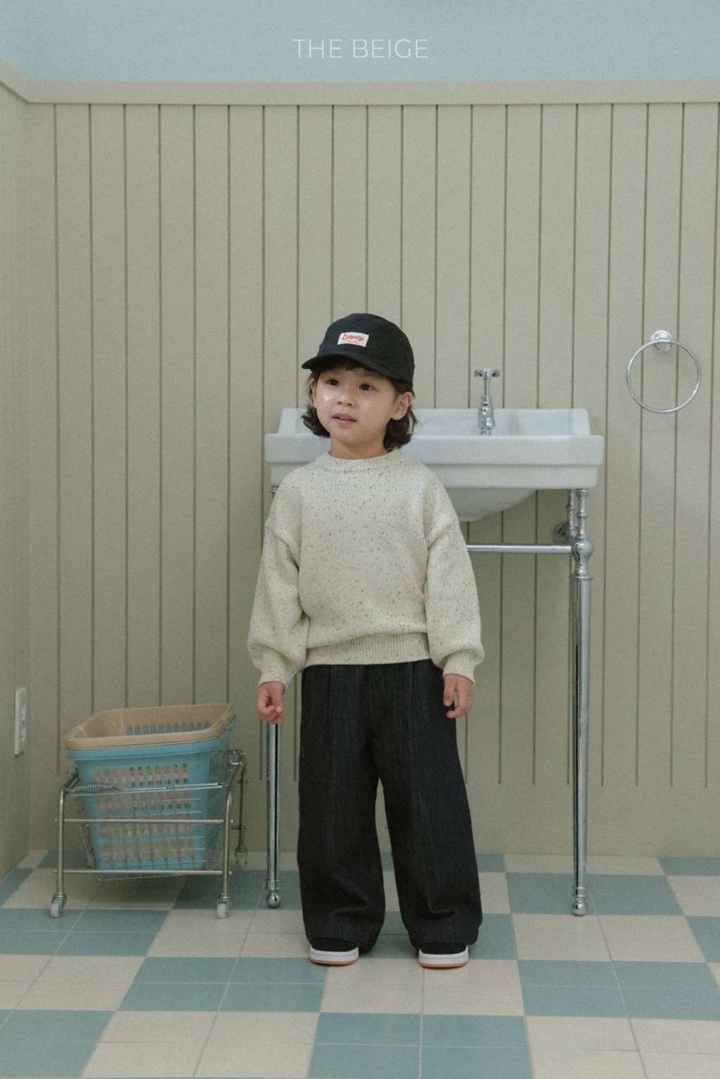 正韓春Thebeige 兩色星空雪花感針織上衣