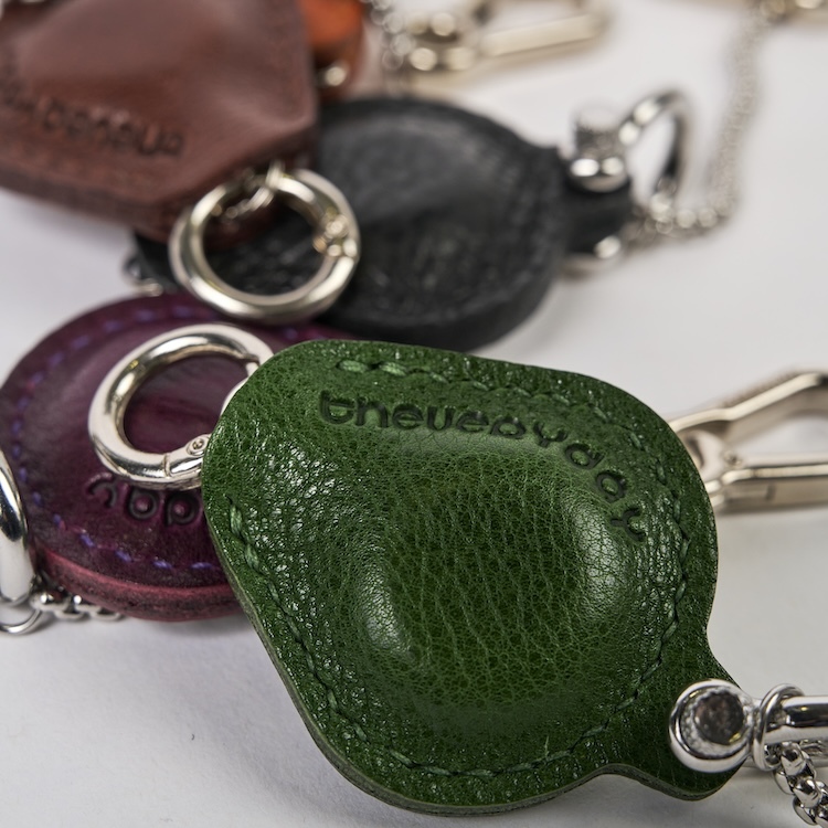 theveryday - Leather Badge Reel
