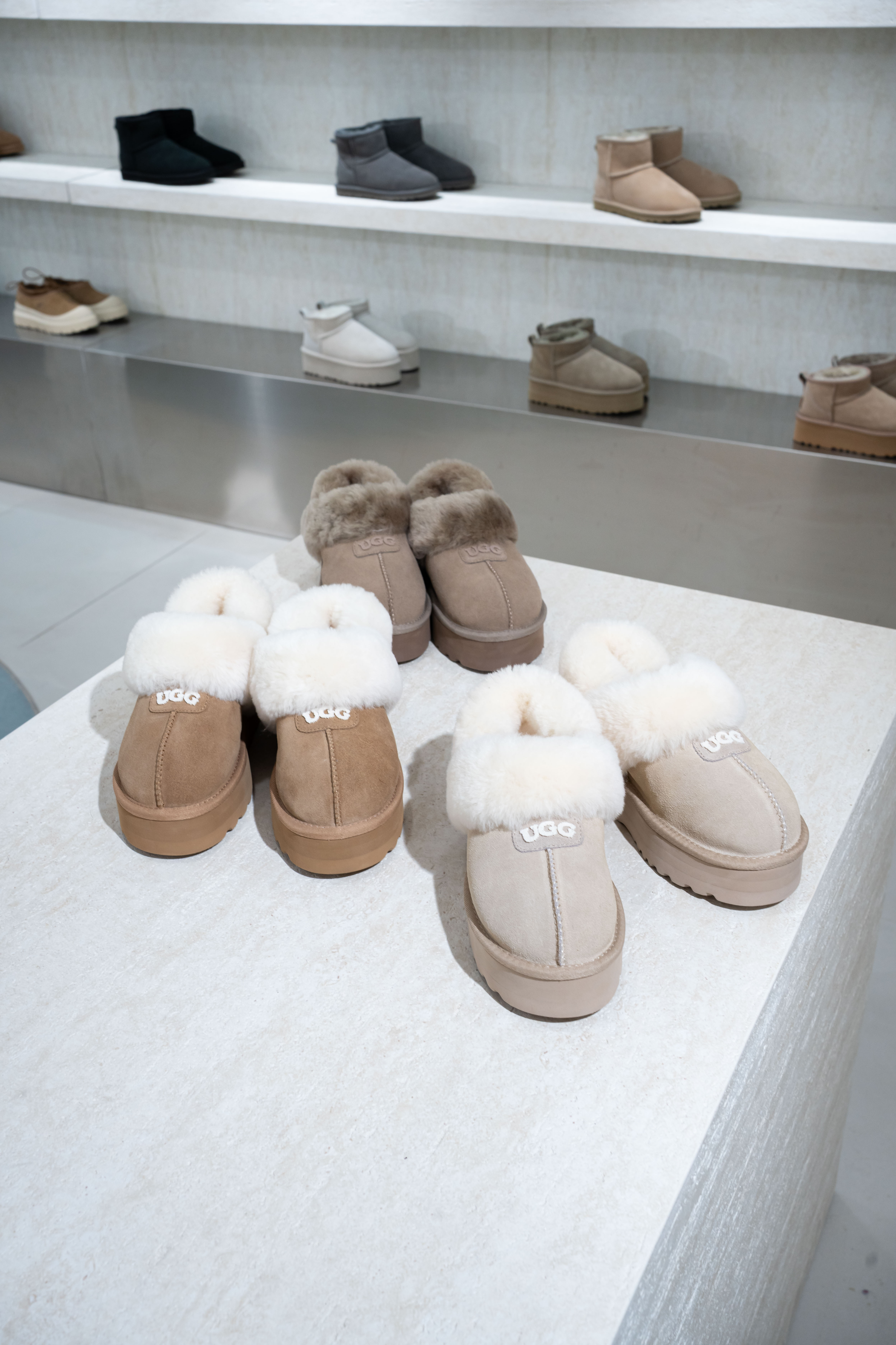 【3色入】UGG Ozlana Classic Coquette Logo Platform Slipper (Detachable Feature)