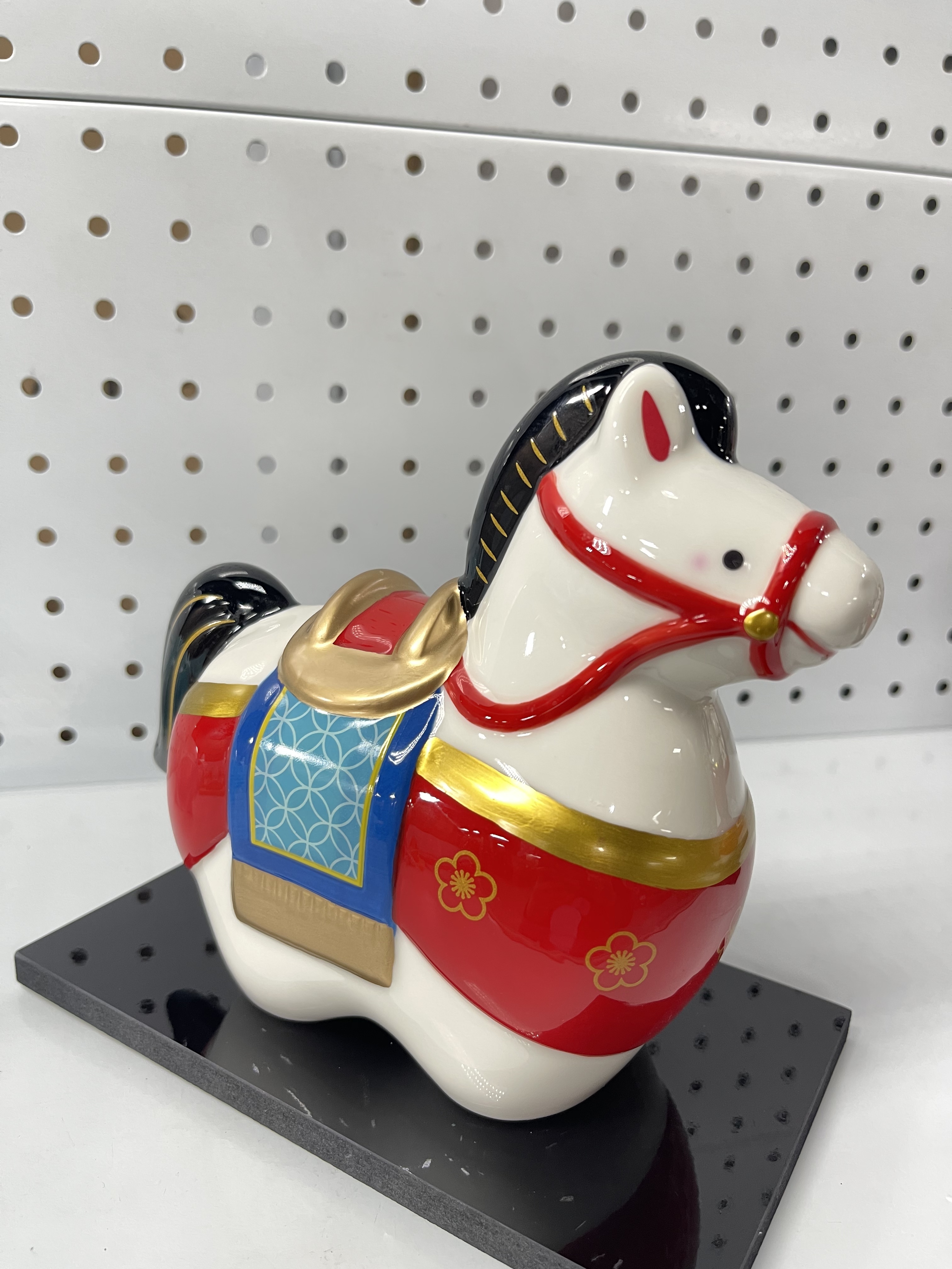 MV67 彩繪金鞍瑞馬（大）(FY2604)**只限自取**