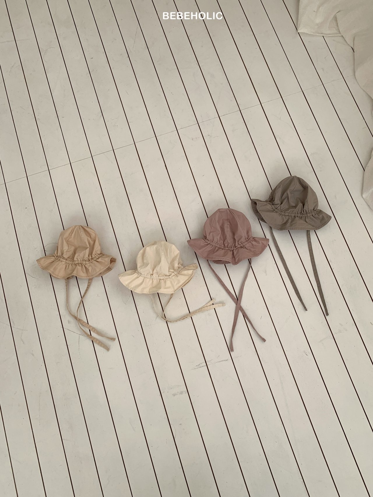 Bebe Holic Grooming Bucket Hat