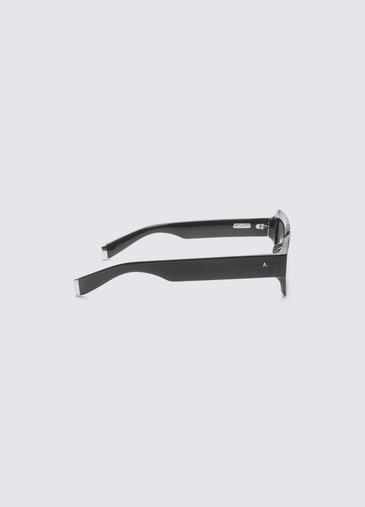 A. SOCIETY INARI - BLACK
