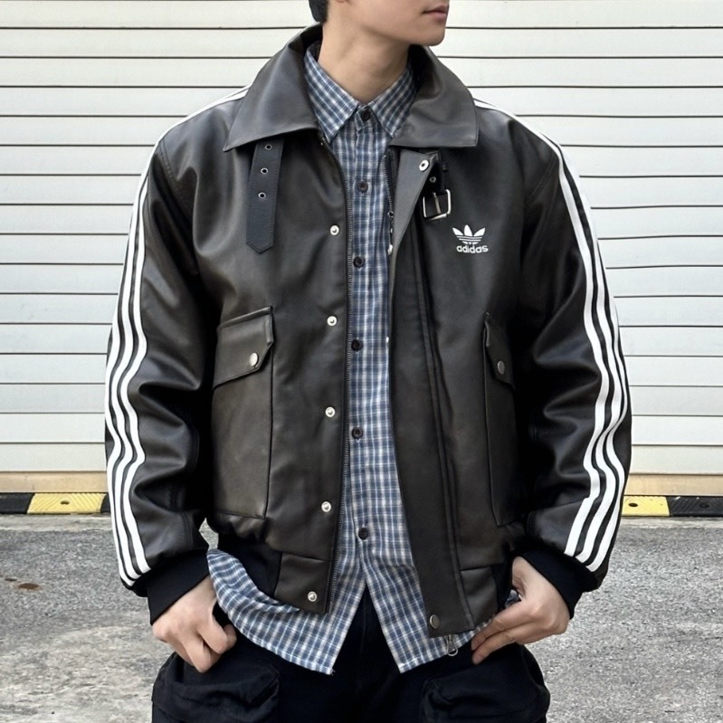 【代購】adidas Originals FW25 PU Pad Jacket 經典 LOGO 三線設計 皮質外套 可拆式毛領 黑／棕 KF3691 KF3692