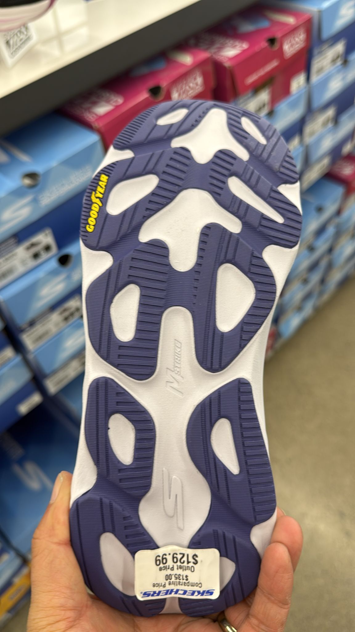 2601B10 Skechers  GO RUN系列女裝鞋