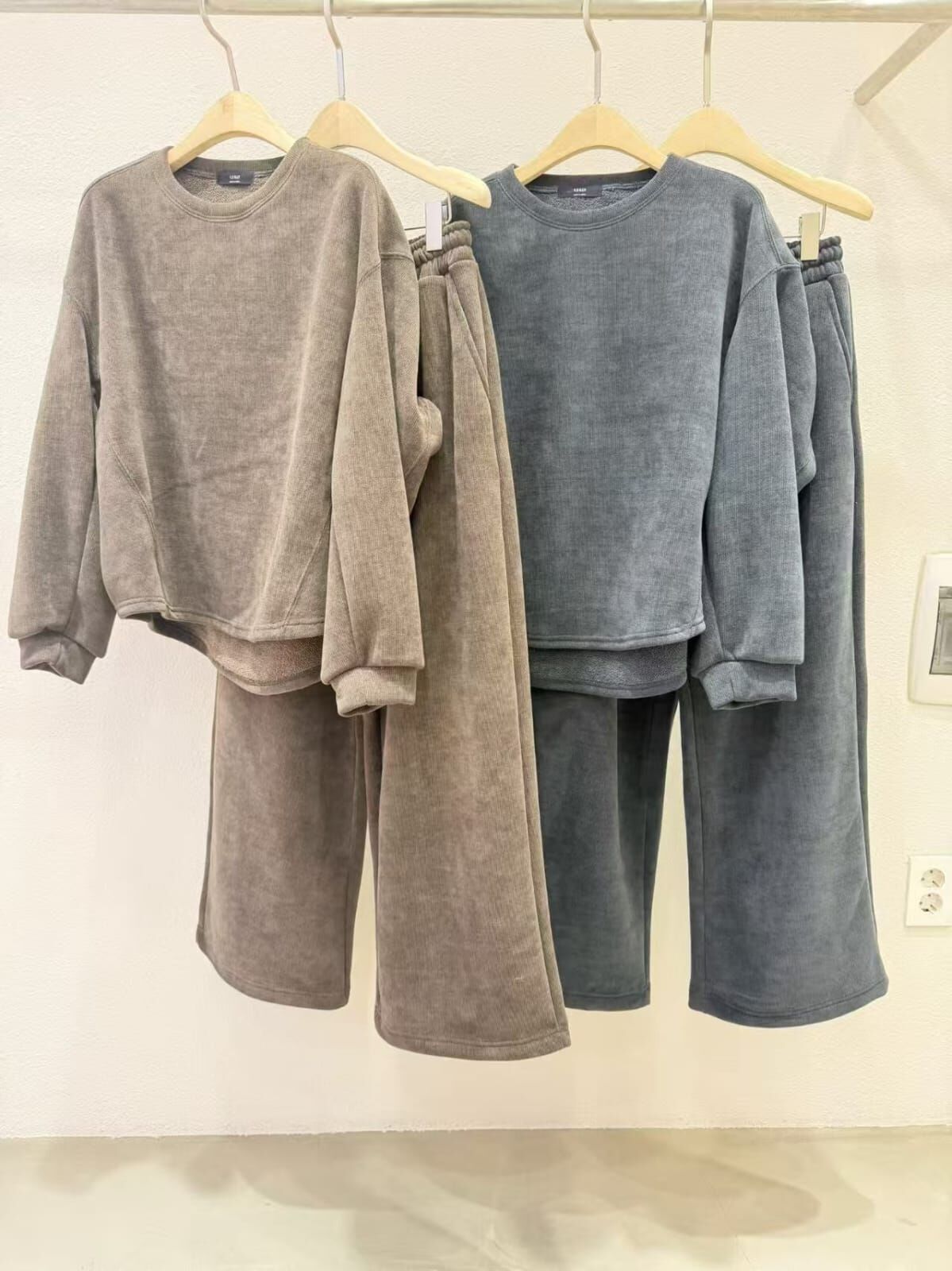 1L5401 內鋪毛衛衣套裝 *特價* (優惠碼同充值購物金不適用)