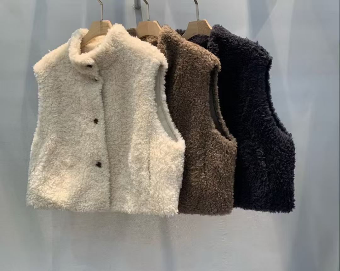 1L5402 立領毛毛背心外套 *特價* (優惠碼同充值購物金不適用)