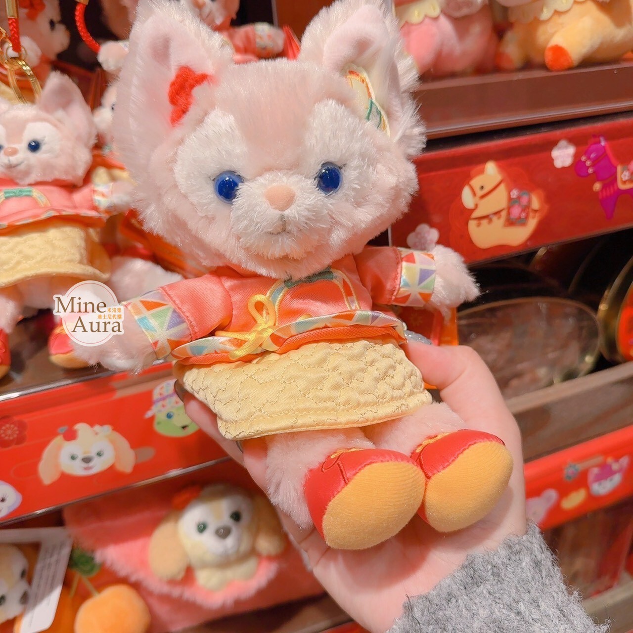 2026 新春限定 達菲 Duffy 與好友們 玲娜貝兒 Lina bell 娃娃 玩偶 -香港迪士尼樂園