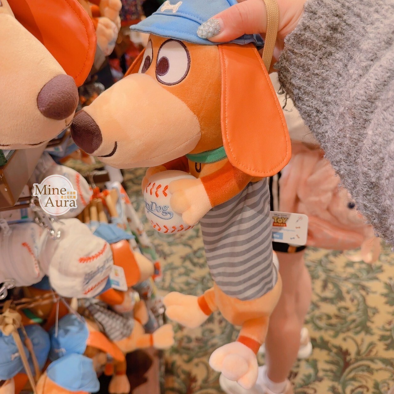 彈簧狗 Slinky Dog  棒球系列 絨毛 娃娃 玩偶 造型 斜背小包 玩具總動員 Toy Story -香港迪士尼樂園