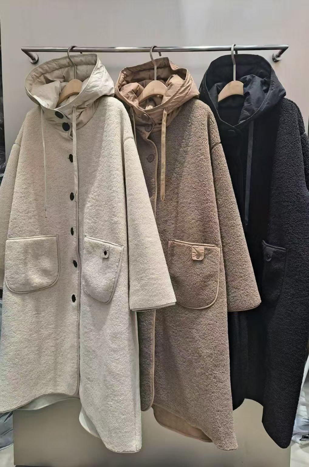 1L5408 羊羔毛連帽長外套 *特價* (優惠碼同充值購物金不適用)