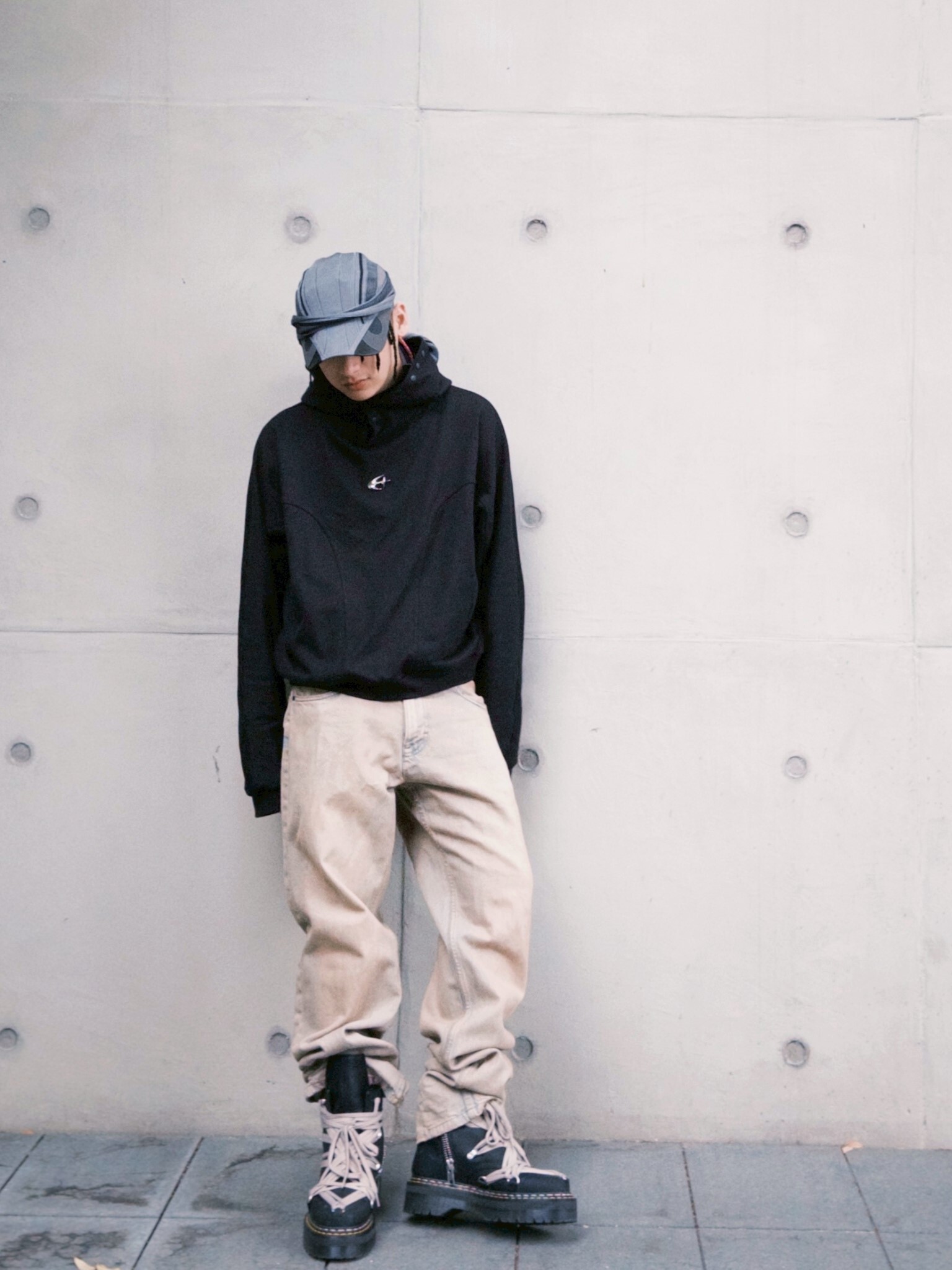 ETERNAL 金屬Logo 忍者領排釦 解構短版帽T