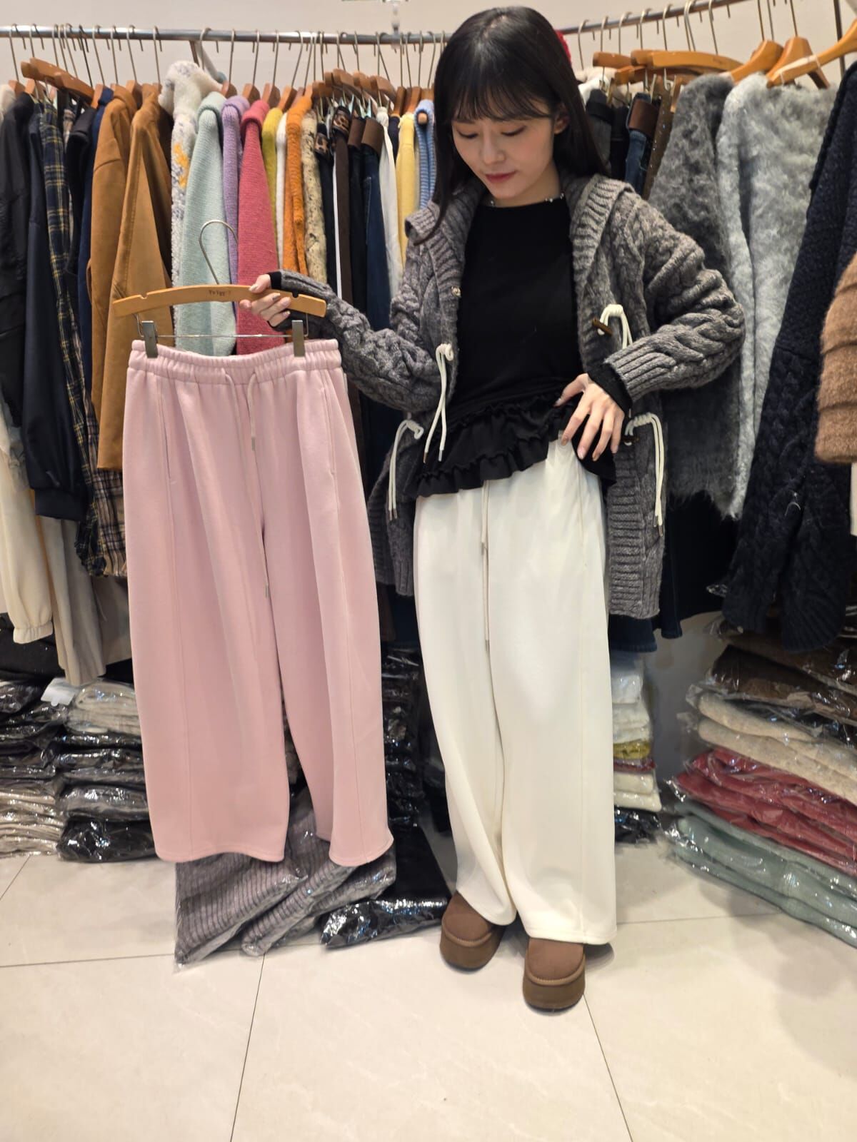 FJ5442 銀狐絨束繩休閒闊褲 *特價* (優惠碼同充值購物金不適用)