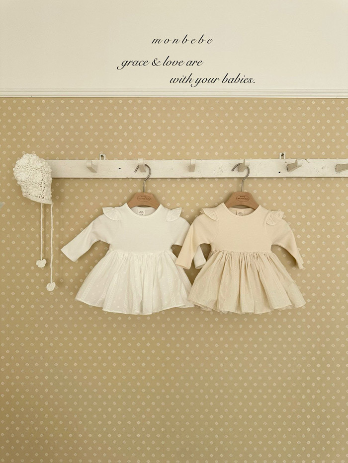 正韓春Monbebe 兩色刺繡小花包屁洋裝