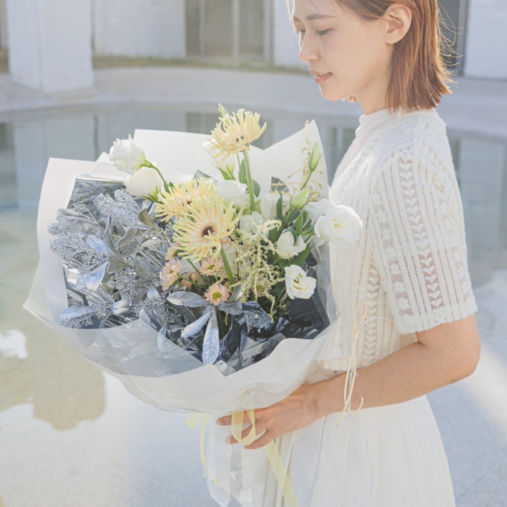 光的溫度 沈靜閃亮的光 / 鮮花花束